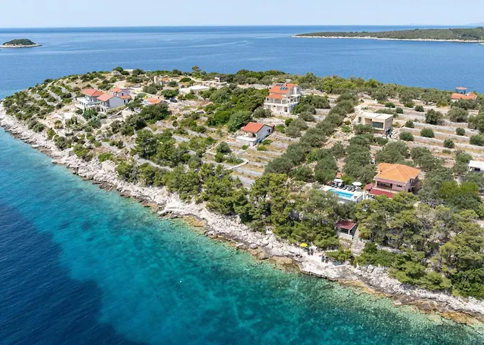 Seafront Goga By Guide